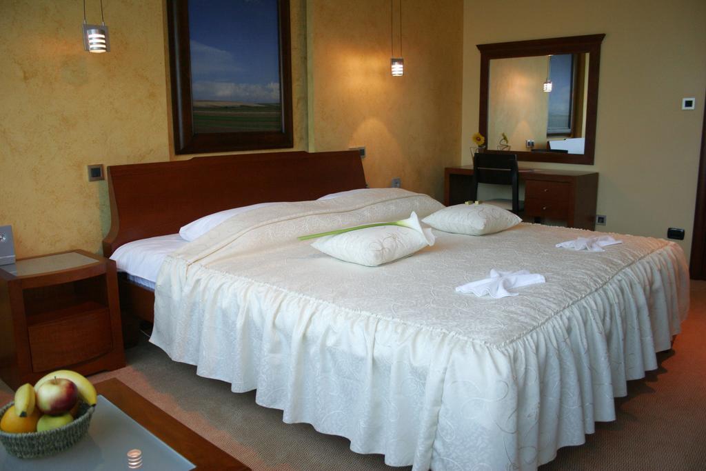 Panorama City Inn Karlofça Dış mekan fotoğraf