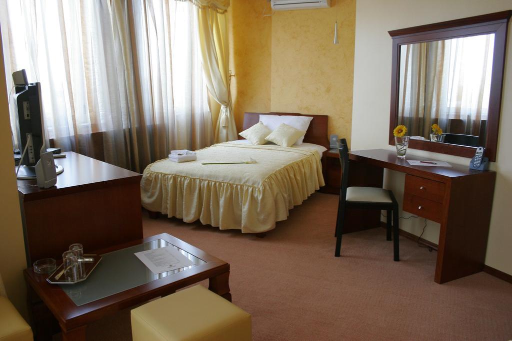 Panorama City Inn Karlofça Dış mekan fotoğraf